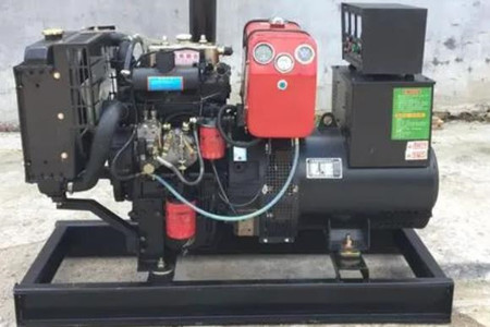 柴油發電機組新舊機油能一起用嗎？